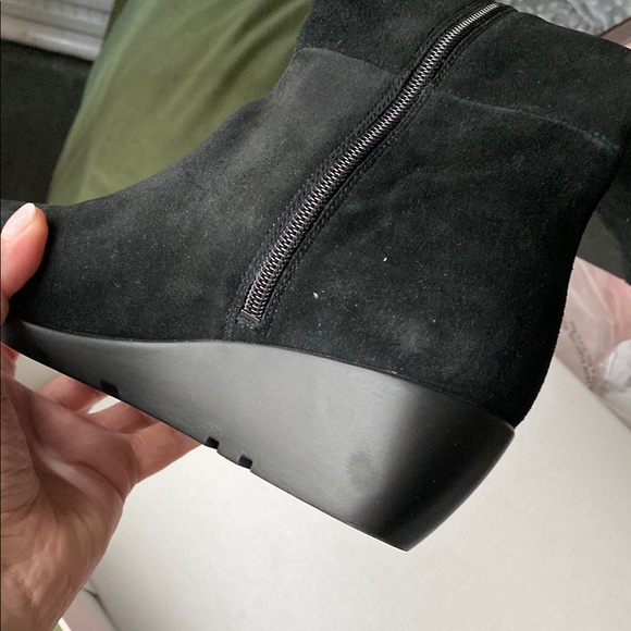 Bandolino - Aamori (Black Suede) Women's knee high boots - Picture 4 of 7